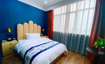 Yafeng Hotel (Xinyang Libao Square Wanxiangcheng Branch)