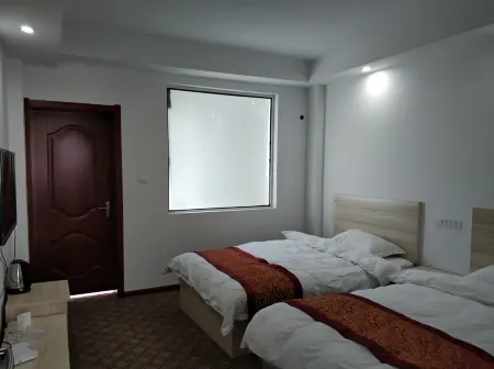 Jinhu Xinxiangyin Hotel Отели рядом с достопримечательностью «Huai'an Jinhu Hehuadang Scenic Area»