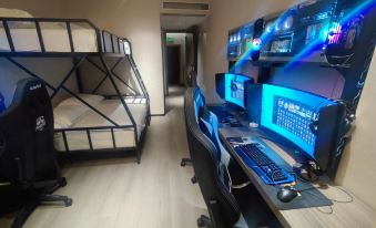 Home Inn Huayi Hotel (Urumqi Midong 101 Middle School)