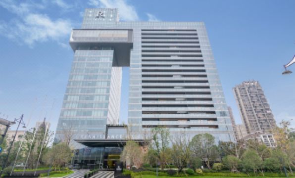 Renaissance northeast hotel