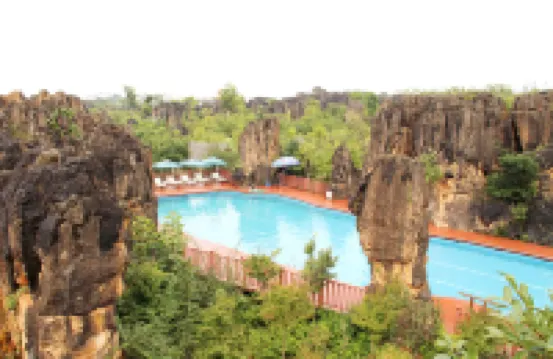 Shilin Shihai Hot Spring Hotel