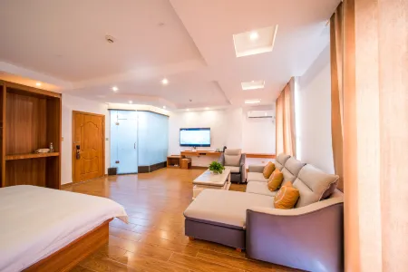 Dongxing Junwen Hotel Отели рядом с достопримечательностью «Dong Xing Port»