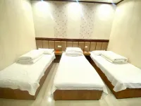 Junshan Express Accommodation - 인 (Inns)