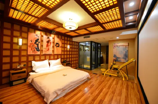 Yang Qingchun Theme Hotel (Taiyuan Qinxian North Street Shuangxi City)