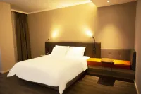 HanTing Hotel (Tangshan Yutian Yahongqiao)