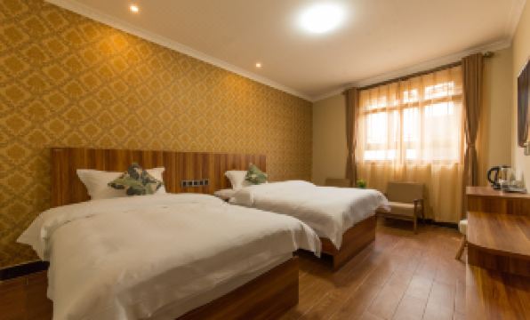 Lamtin Youth Culture Hostel