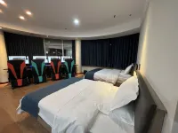 Blue Whale Bay E-sports Hotel