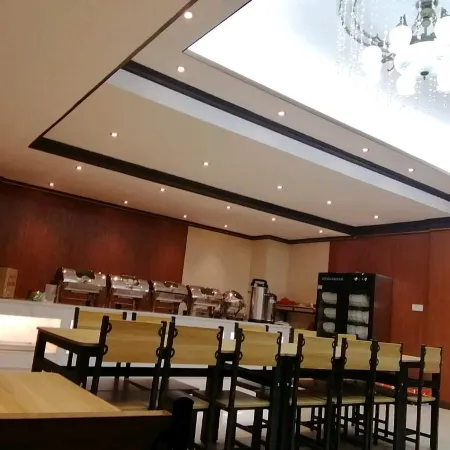 Fei Fan Holiday Hotel