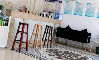 Chaohu Jingxin Holiday Hotel(Huanglu University Town Store)