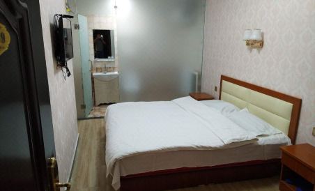 围场优悦快捷宾馆 - Housity