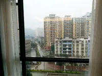 Pingguo Wanguan Huazhong Hotel