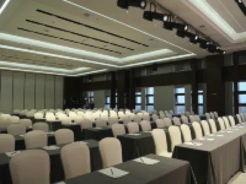 Runyuan Hotel Hotels in Luochuan County