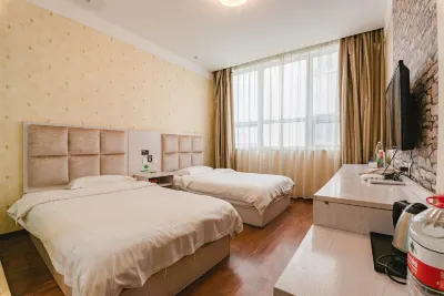 Luohe Xinyue Express Hotel