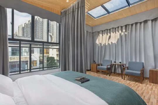 Beihai Wilman Hotel Отели рядом с достопримечательностью «Beihai Radio and TV University»