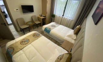 Chongbo Hotel