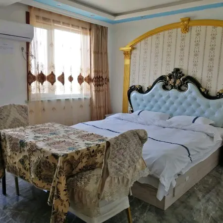 Fushun Love Apartment