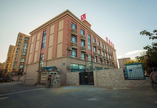 다롄 홍 강 호텔 외관