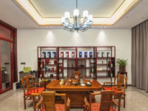 Sheqi Dongming Inn Hotels in Sheqi