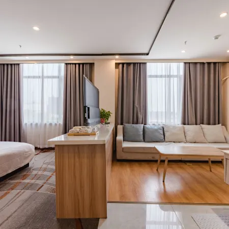 Shanghe Business Hotel (Sheqi Bus Station)