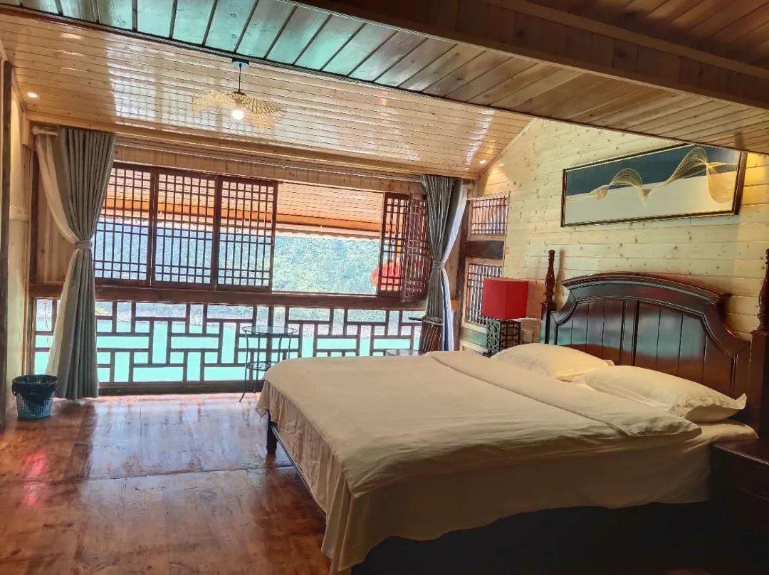Linjiangge Inn - Tongren