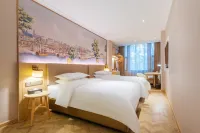 Vienna Hotel (Guiyang Huaxi Park Xueshi Road Subway Station) Hotels near West Campus of Guiyang University