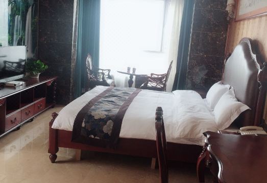 바옌 푸룽 비즈니스 회관 이미지