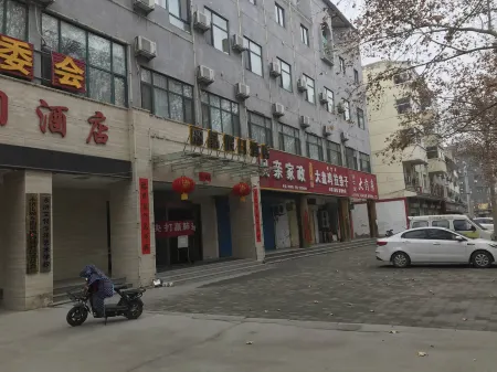 Yongji Lijing Holiday Hotel Отели рядом с достопримечательностью «Wulaofeng Peak»