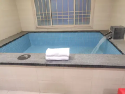 No. 18 Hot Spring Club Hall, Taihuwan Bay, Gaizhou