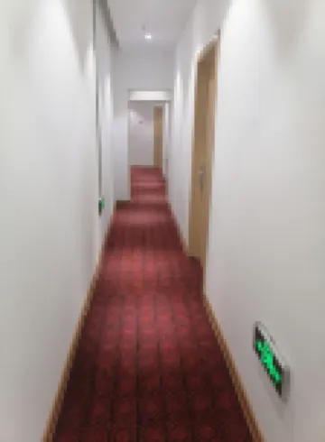 Xiangge Express Hotel, Luzhou Lake