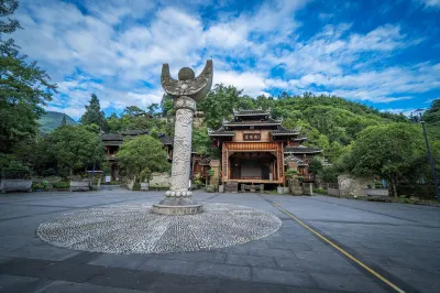 Guyun Langqiao Holiday Hotel Hotel in zona Yonglongshan Forest Park