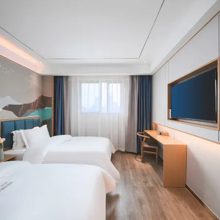 Qingmu Select Hotel (Chaohu Wanda Plaza Xiangyang Road)