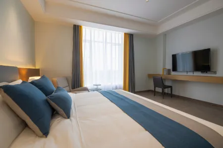 Carlton International Mansion (Huizhou University of Economics)