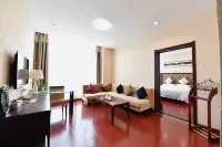 Jinhai Hotel (Yantai Railway Station Wuyue Plaza) - 4-Star