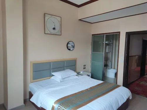 Luliang Tongle Apartment