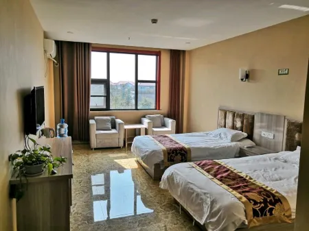 Yingbin Business Hotel Отели рядом с достопримечательностью «Chinese Ginkgo Flower Garden»