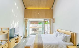 Shuimo Nianhua Hot Spring Hostel