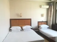 Yulin Mandarin Duck Lake Business Hotel