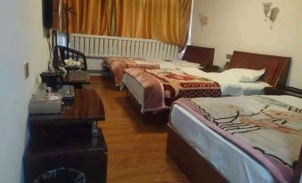 Zanda Xiangxiong Hotel