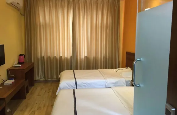 長嶺朗悦商務賓館