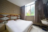 Neijiang Binzhou Inn