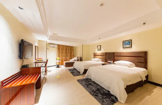 新匯銀時尚酒店（新興廟街步行街中葯學校店）