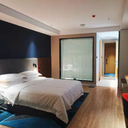 Gujing Junlai Hotel (Taihe Sports Center Branch)