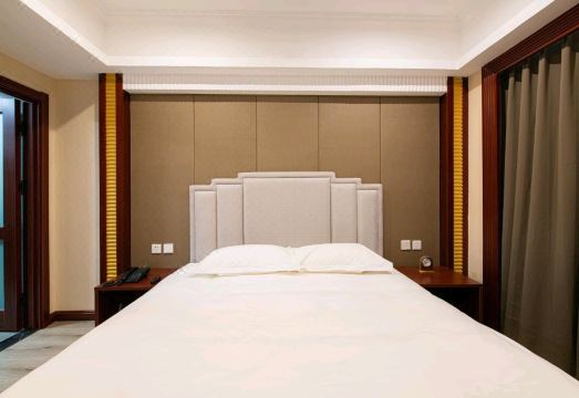 Ginkgo Garden Hotel Hotel Overview