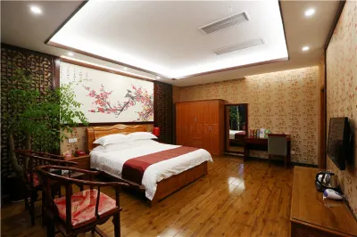 Jianshi Xiaowuhan Resort Hotel dekat Enshi Yunding Scenic Area (Yellow Crane Peak Forest)