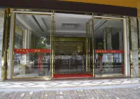 Xianjie Business Hotel 隆安のホテル