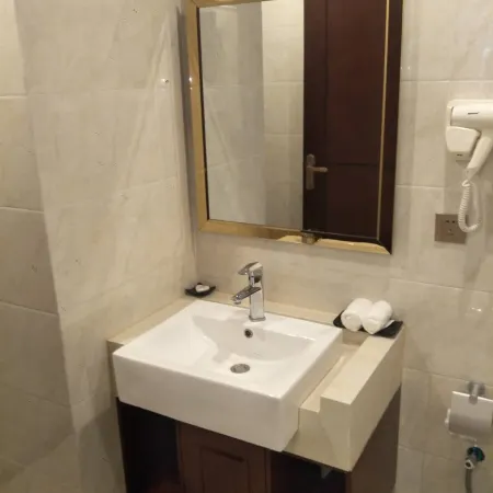 Jingyang Heyuan Zhiyou Hotel (Xi'an University of Technology Gaoke College)