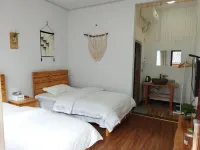 Jiangju Shi Haoyuan Hotels in Youyang County