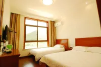 Zhujiajian Fenghuang Shanzhuang Inn - Inns