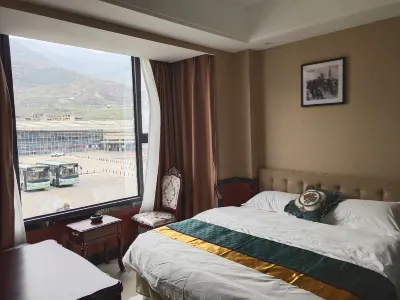 Hanyuan Gongjiao Hotel Hotels near Fujing Mountain