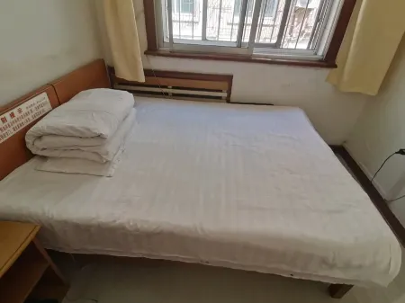 Jinyuan Hostel (Wafangdian Railway Station) Отели в г. Вафандянь